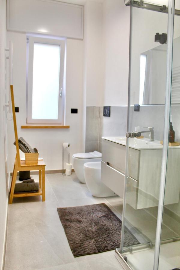 Design Moderno In Centro - Lainate- Rho Fiera Apartman Kültér fotó